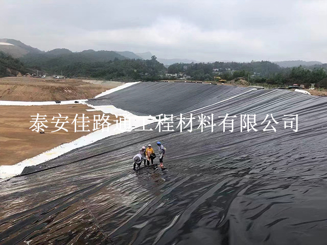 如何铺设垃圾填埋场防渗膜能够发挥好的作用? 如何铺设垃圾填埋场防渗膜能够发挥好的作用?