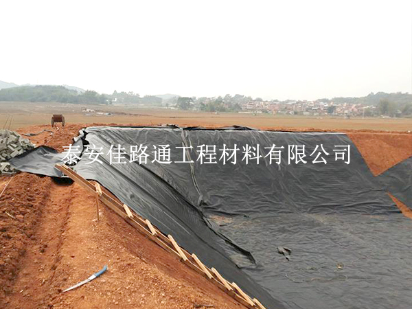 鱼塘防渗膜施工中有哪几个问题须注意? 鱼塘防渗膜施工中有哪几个问题须注意?