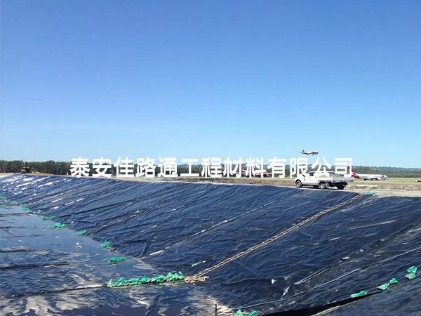 鱼虾养殖防渗膜的施工如何保证坡面防渗效果? 鱼虾养殖防渗膜的施工如何保证坡面防渗效果?