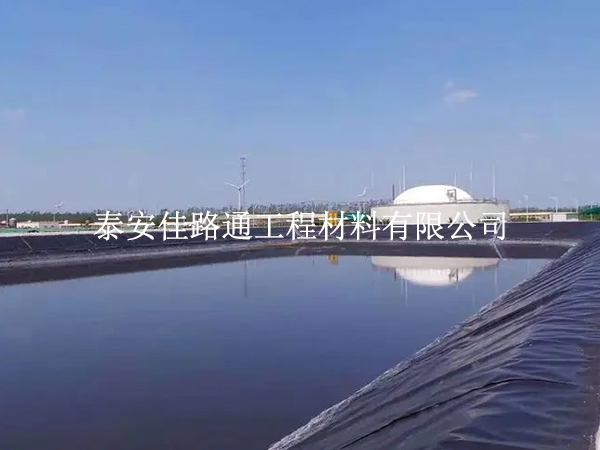 创新视角下的防渗土工膜局部破损处理方法 创新视角下的防渗土工膜局部破损处理方法
